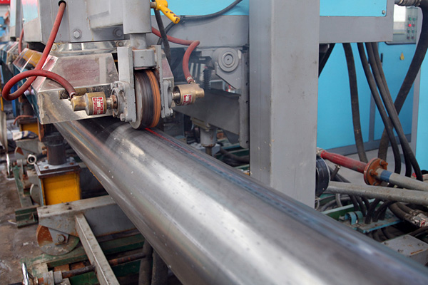 直缝管生产设备